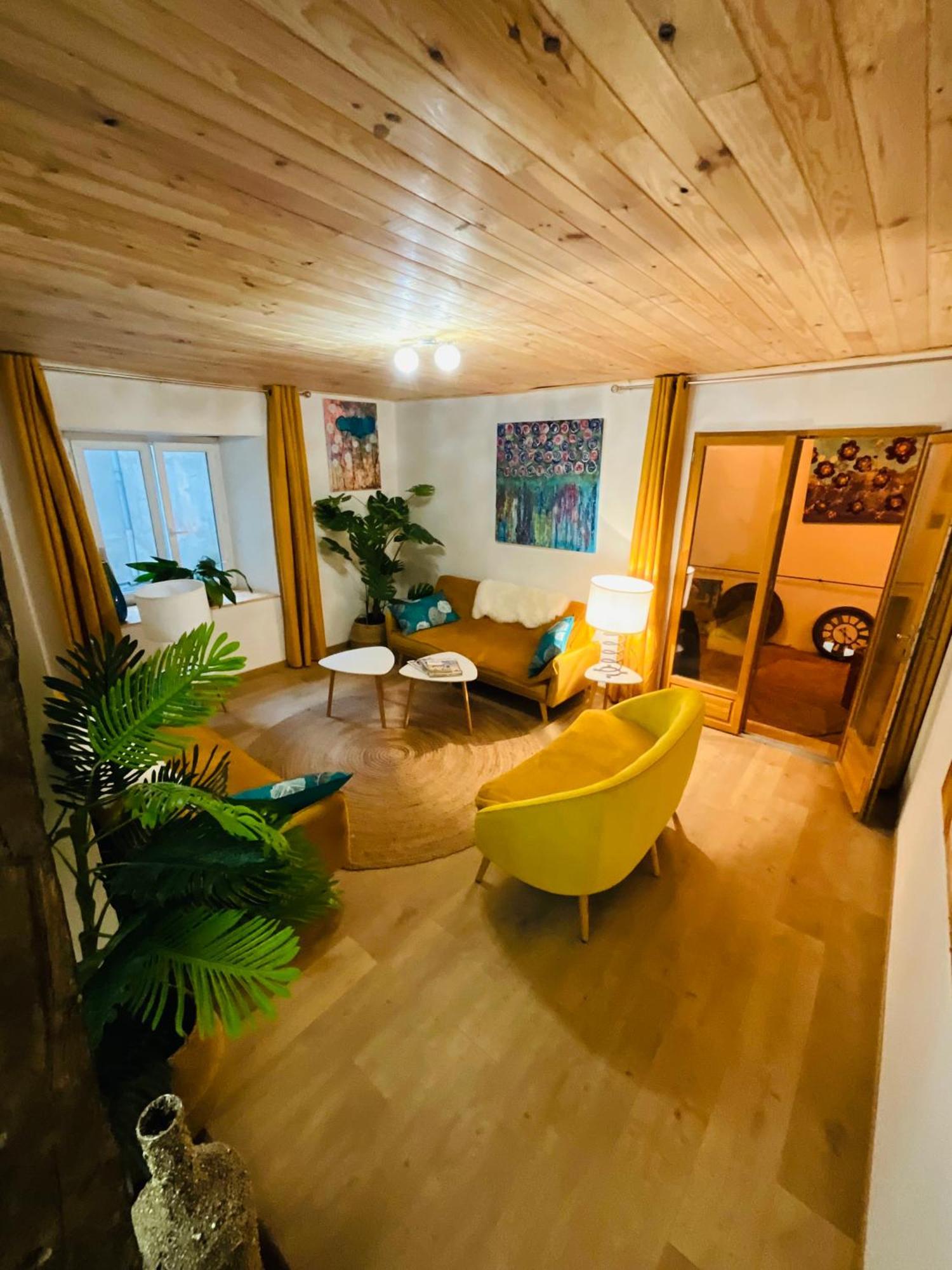 Hote Labyrinthe Lit 180 Cm Salle De Bain, Petit Dej Compris Мирпуа Экстерьер фото